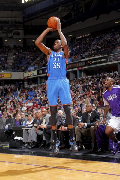 杰克逊在采访中谈到他年轻时朋友们总叫他内马尔：（杰克逊在采访中自曝：年轻时朋友常叫他'内马尔）